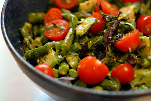 asparagus-basil-salad_l elana's pantry / photo on flickr Attribution-NonCommercial-NoDerivs License