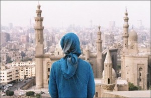 Hijab and Mosque by AslanMedia / Creative Commons