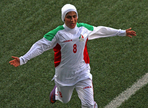 turkey-vs-iran_l by Singapore 2010 Youth Olympic Games / Creative Commons