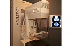 Mammogram machine / Image source: vancouversun.com