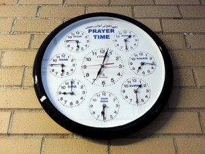 Prayer times by Hobo Matt / Creative Commons