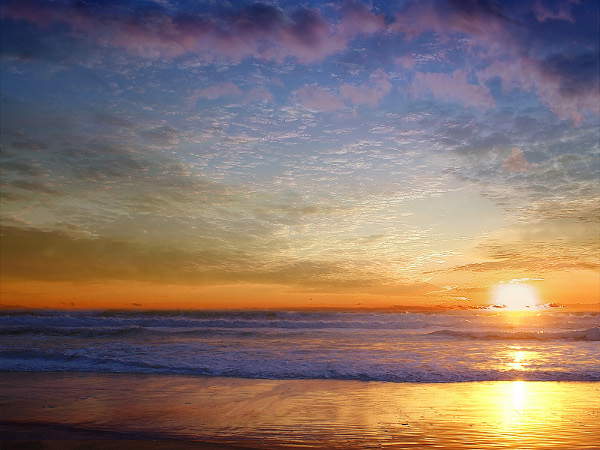 sunrise-on-the-sea