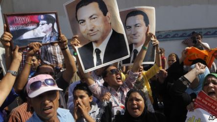 Egypt Grapples with Mubarak's Release From Jail