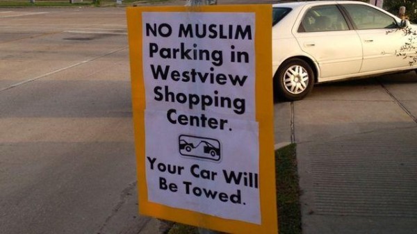 'No Muslim' parking signs at Texas removed