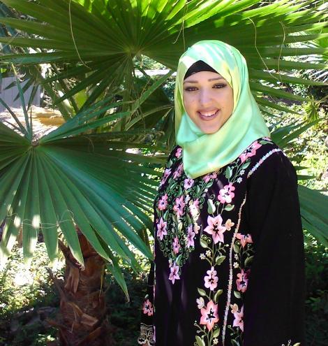 An American Non-Muslim Hijabi Shares her Story!