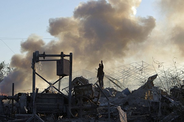 Israel launches fresh air strikes on Gaza