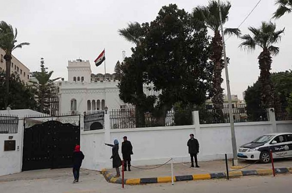 Kidnapped Egyptian diplomats in Libya freed