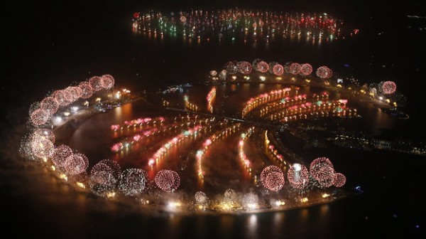 New Year's Eve Dubai Puts On A Record-Setting Fireworks Show