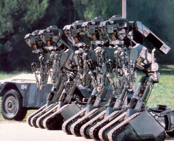 US Army considers replacing thousands of troops with robots