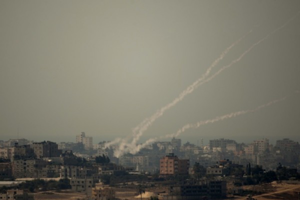 Israel issues warning after Gaza militants fire rocket