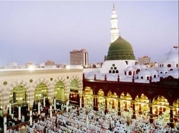 Saudis risk new Muslim division with proposal to move Mohamed’s tomb