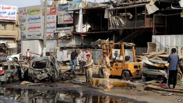 Simultaneous bomb blasts leave several dead in Baghdad