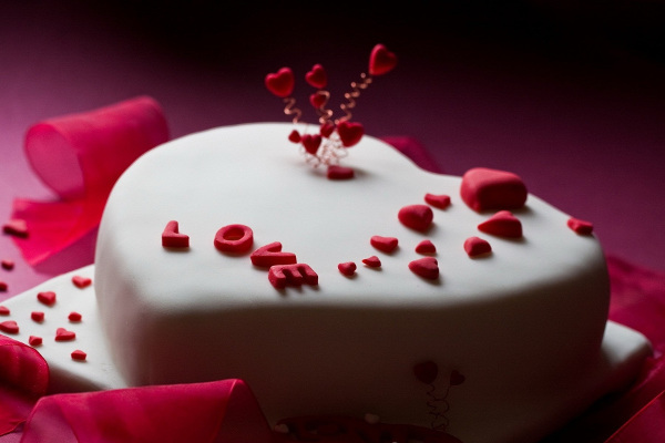Love-sweet-cake