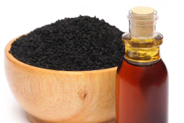 black_seed_oil_skin