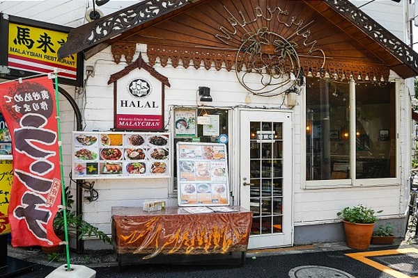 A rare, certified halal restaurant in Tokyo / Image source japan-guide.com