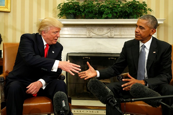 Barack Obama meets with Donald Trump in the Oval Office of the White House. REUTERS/Kevin Lamarque